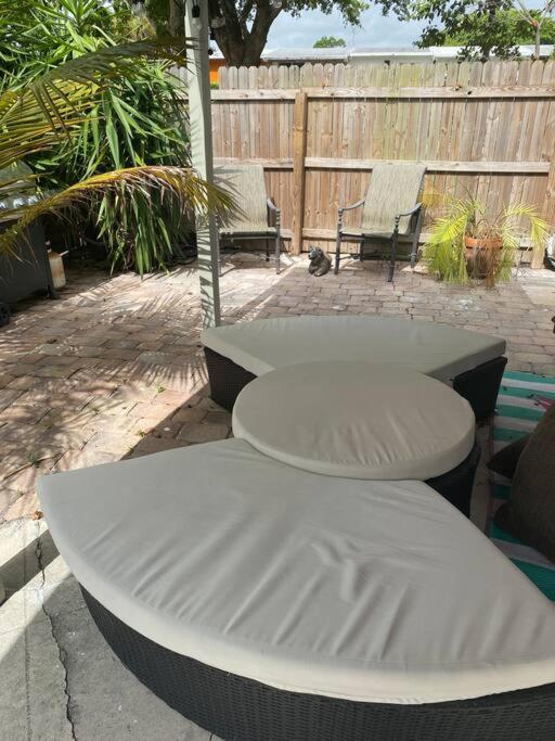 Private Townhouse With Courtyard And Covered Patio West Palm Beach Kültér fotó